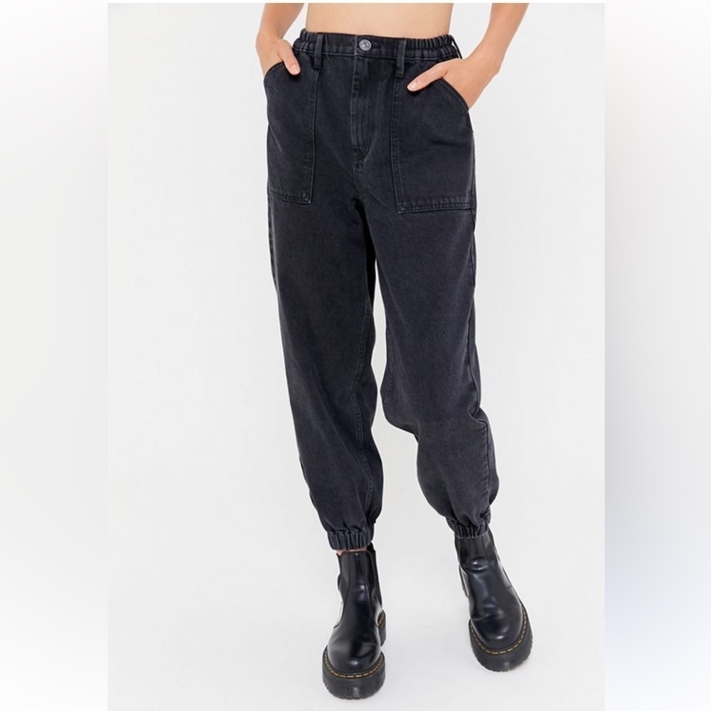 BDG Urban Outfitters Size 26 Black High Waisted Cotton Jogger Denim Pants